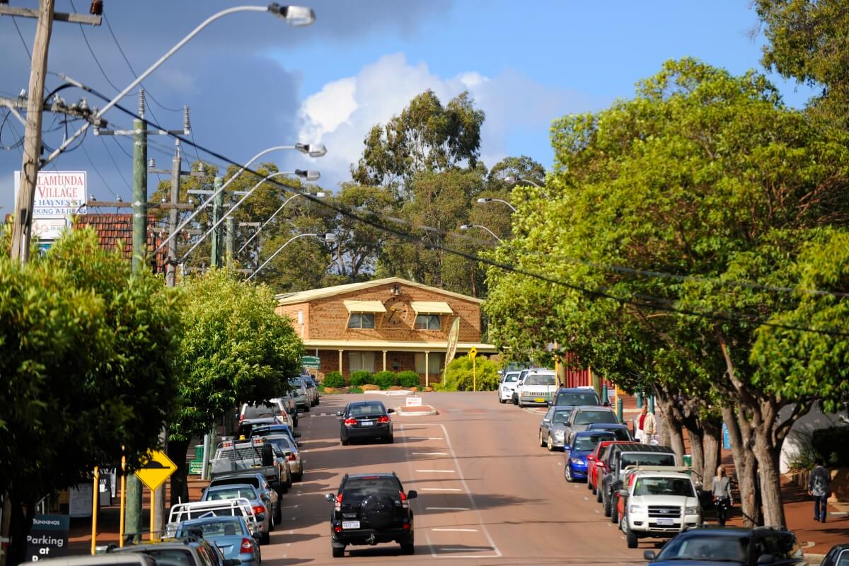 View of Haynes Street in Kalamunda from Canning Road.