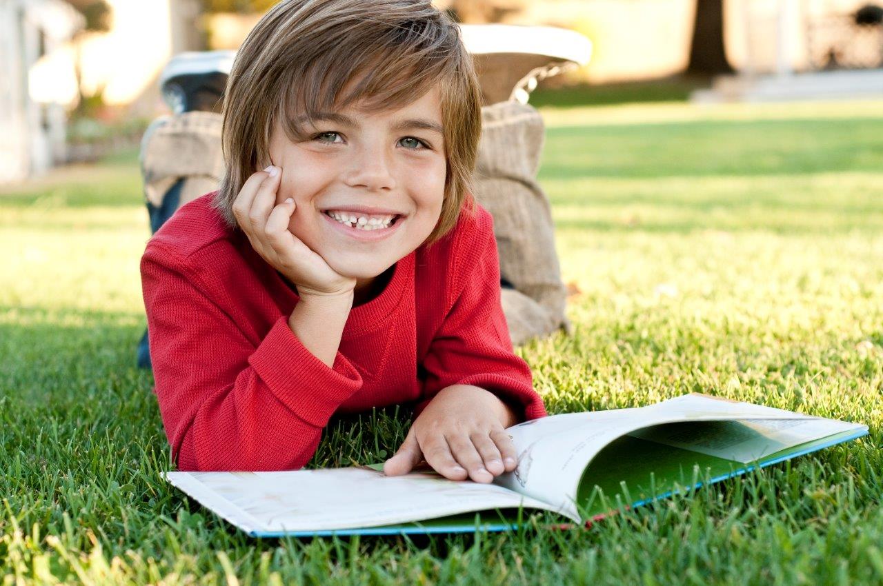 Library kids reading (3)