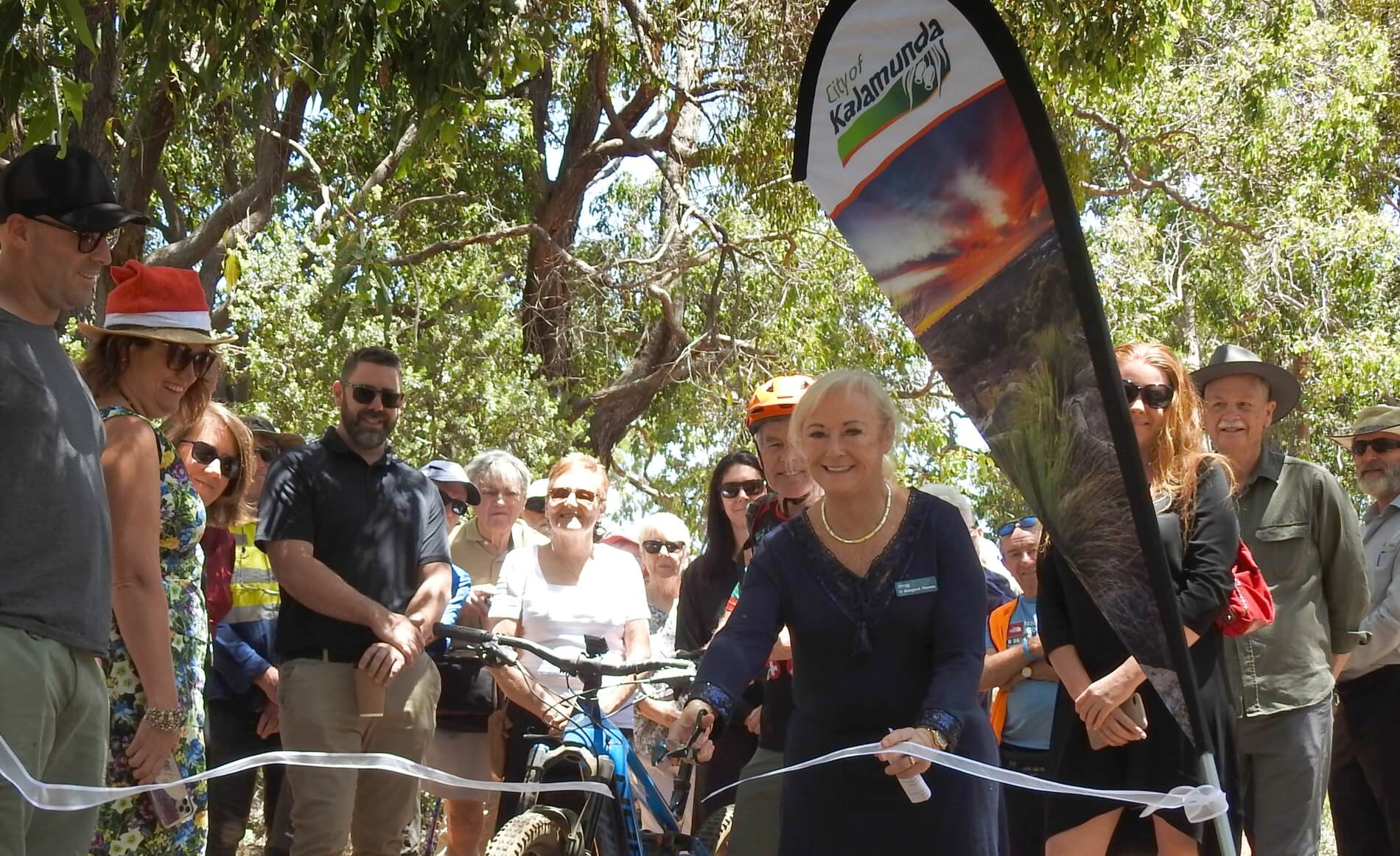 Mayor Margaret Thomas cutting the ribbon for Kalamunda Railway Heritage Trail in December 2020