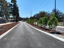 Hale Road in Wattle Grove showing Landscaping