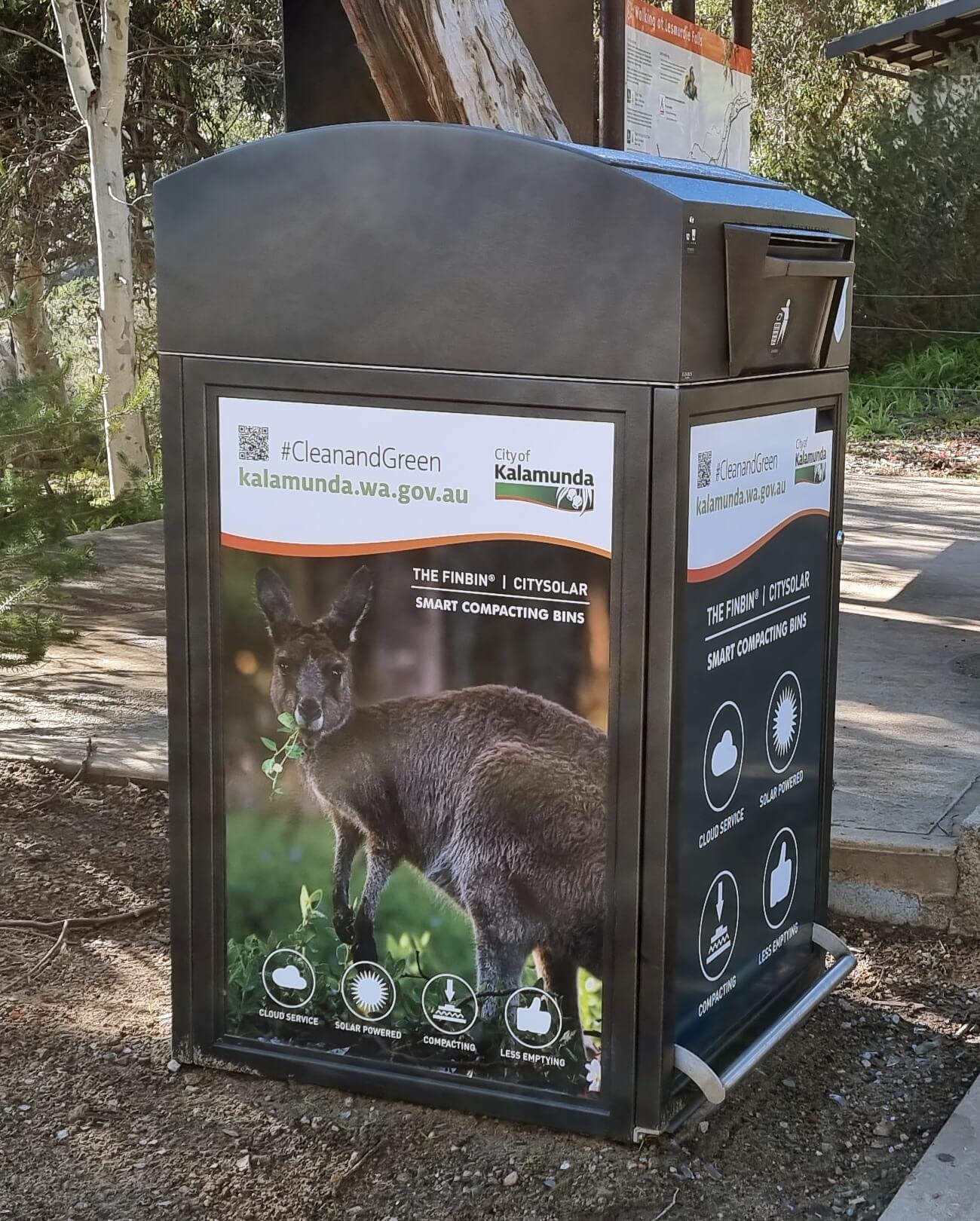 Finbin Waste Bin located at Lesmurdie Falls upper carpark 