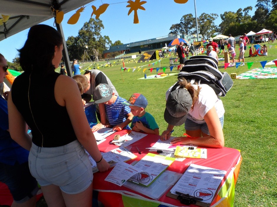 Youth stand - community members providing feedback